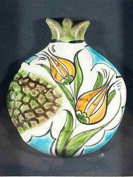 Altın Lale Zarafeti – İznik çini Nar Plaket - 2