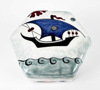 Blue Sailboat Hexagonal Ceramic Watch Box – Gift for Him - Çini Evi
