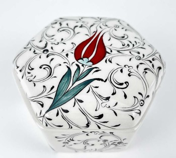 Boîte à Bijoux en Céramique « Amour Éternel » à Tulipe Rouge - Çini Evi
