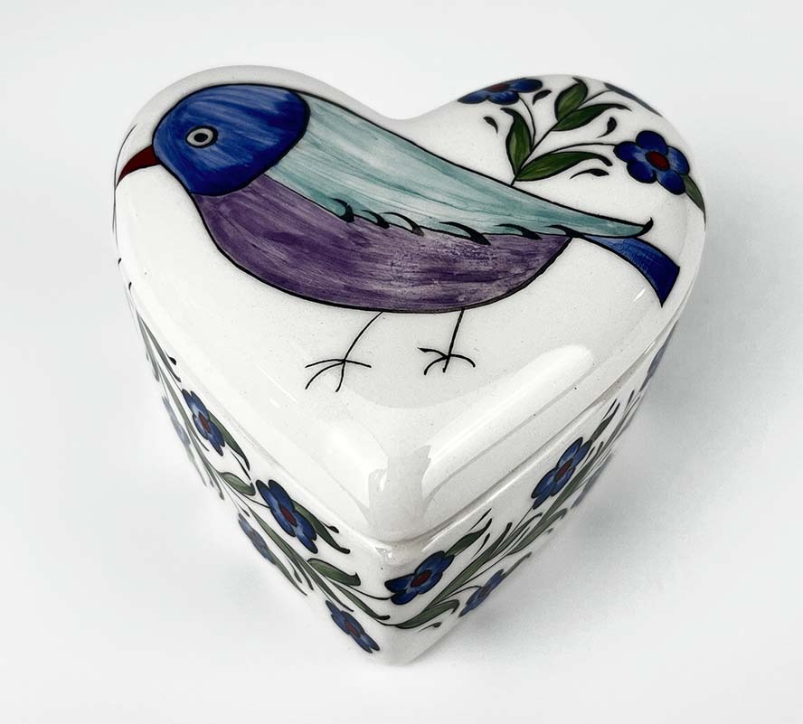 Boîte Cœur en Céramique à l’Oiseau Bleu & Fleurs – Cadeau Artisanal - 1