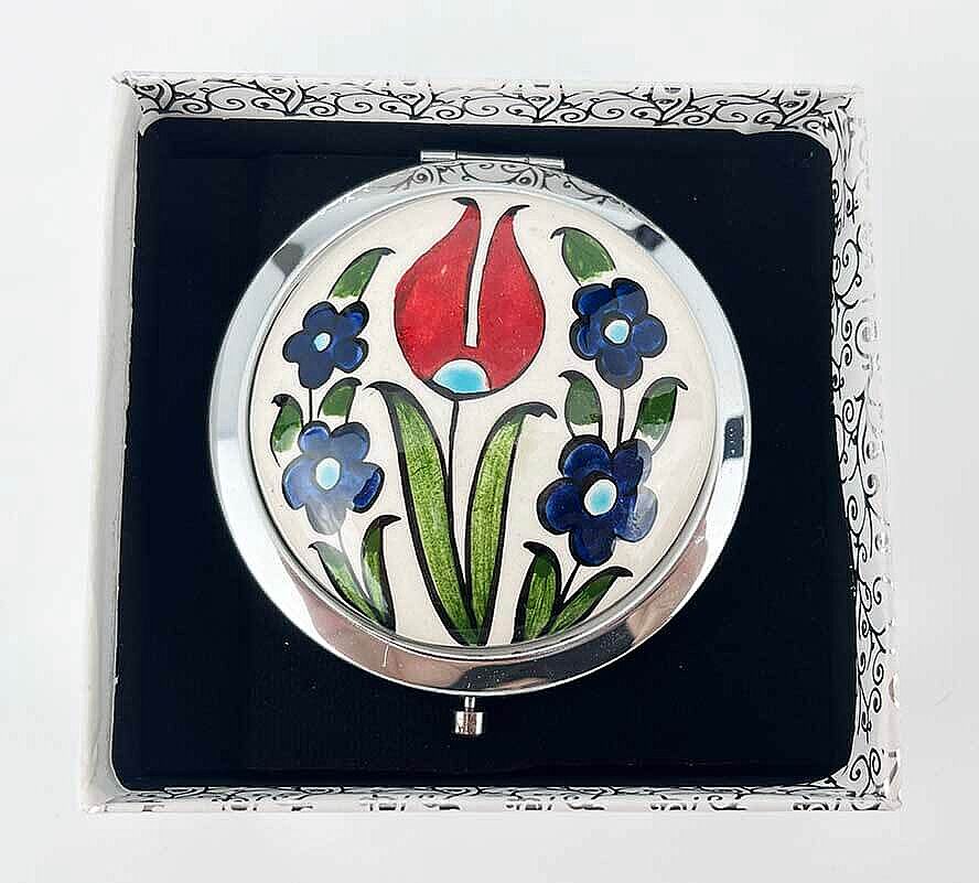 Flower Garden Pattern Makeup Mirror - 1