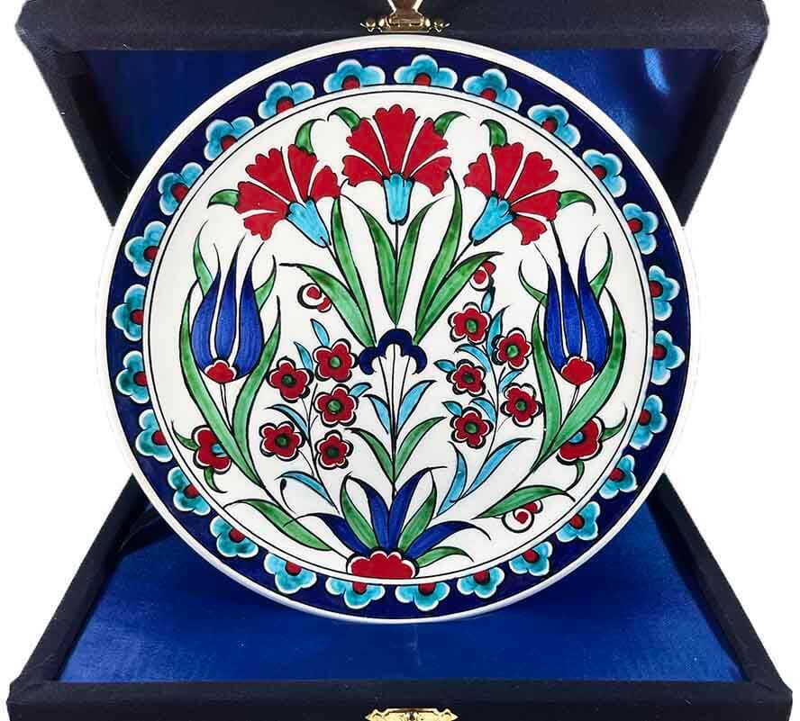 İznik Çini Tabak | Hediyelik Lale Karanfil Motifli 18 cm - 1