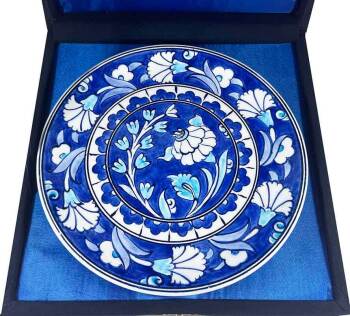 İznik Çini Tabak | Mavi Karanfil Desenli 18 cm - Çini Evi (1)