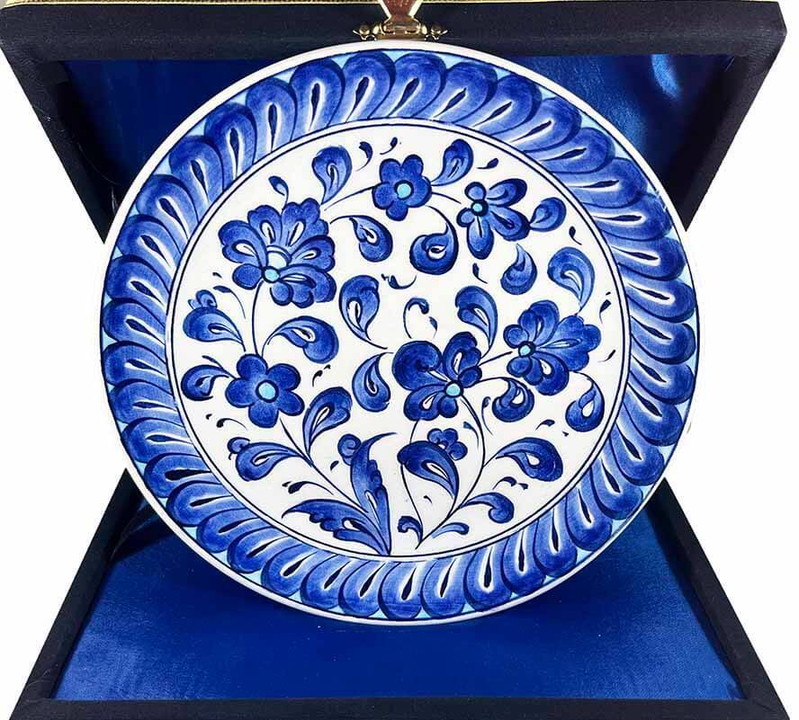 İznik Çini Tabak | Mavi Lotus Bahçesi Desenli 18 cm - 1