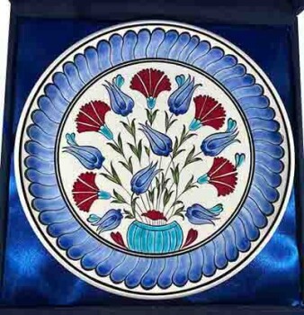 Karanfil Bahçesi İznik Çini Tabak 25cm - 3