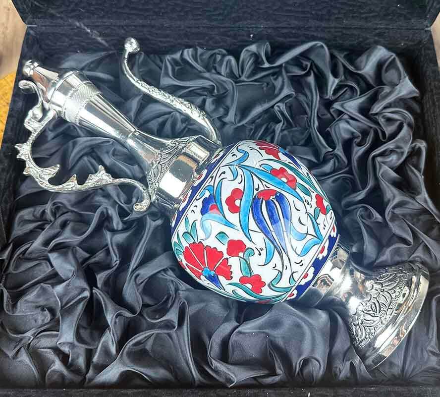 Kırmızı Karanfil Motifli Gümüş Kaplama İznik Çini İbrik Seti - 3