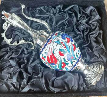 Kırmızı Lale ve Karanfil Motifli Gümüş Kaplama İznik Çini İbrik Seti - 3