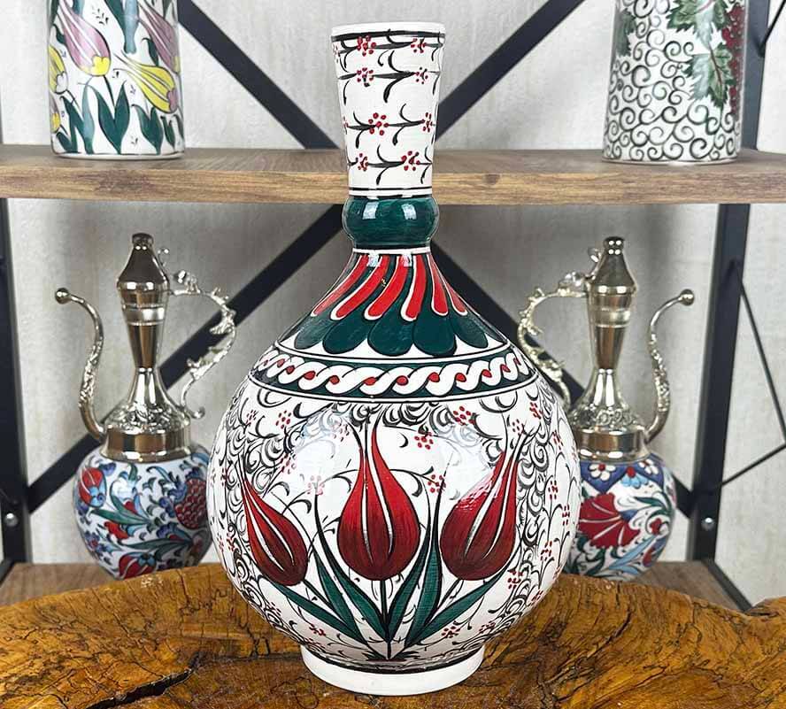 Kırmızı Laleler – İznik Çini Vazo - 1