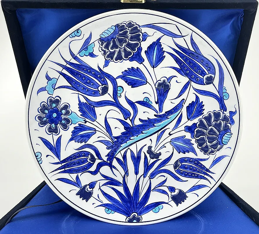 Kültürel Hediye Kobalt Lale ve Karanfil Motifli 25 cm İznik Çini Tabak - 1