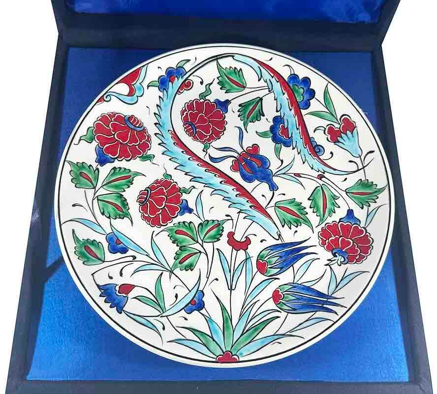 Kültürel Hediye – Nar ve Mavi Lale Desenli İznik Çini Tabak - 3