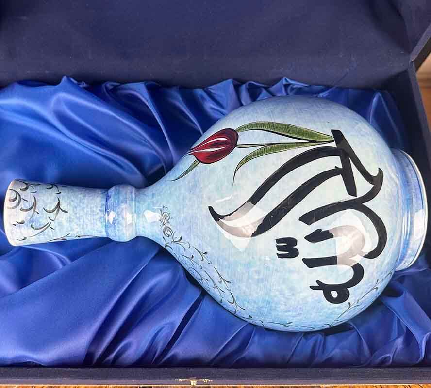 Lale Detaylı Allah Lafzı – İznik Çini Vazo - 3