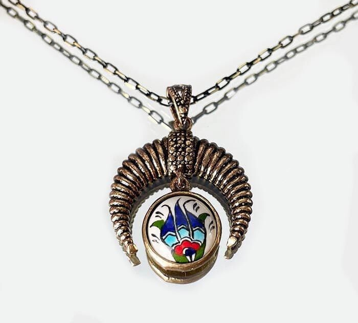 Lale Motifli Bronz Hilal Kolye - 1