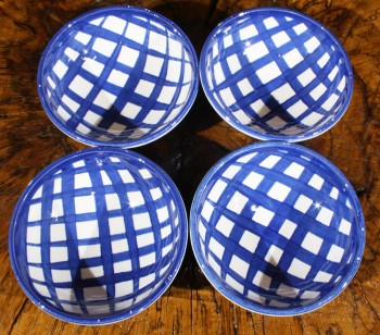 Blau-weißes Designer-Schalenset - 2