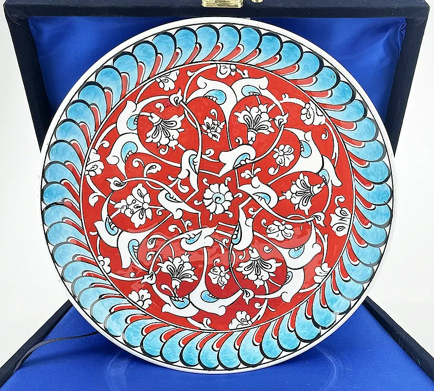 Mercan Rumi Motifli İznik Çini Tabak - 1