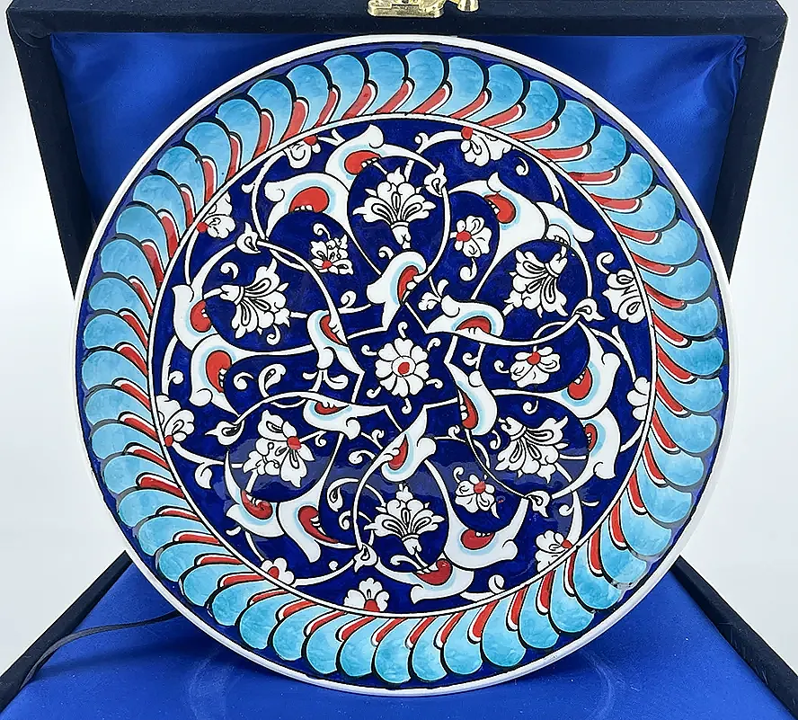 Özel Tören Hediyesi, Kobalt Rumi Motifli 25 cm İznik Çini Tabak - 1