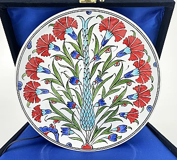 Selvi ve Karanfil Motifli 25 cm İznik Çini Tabak - 1