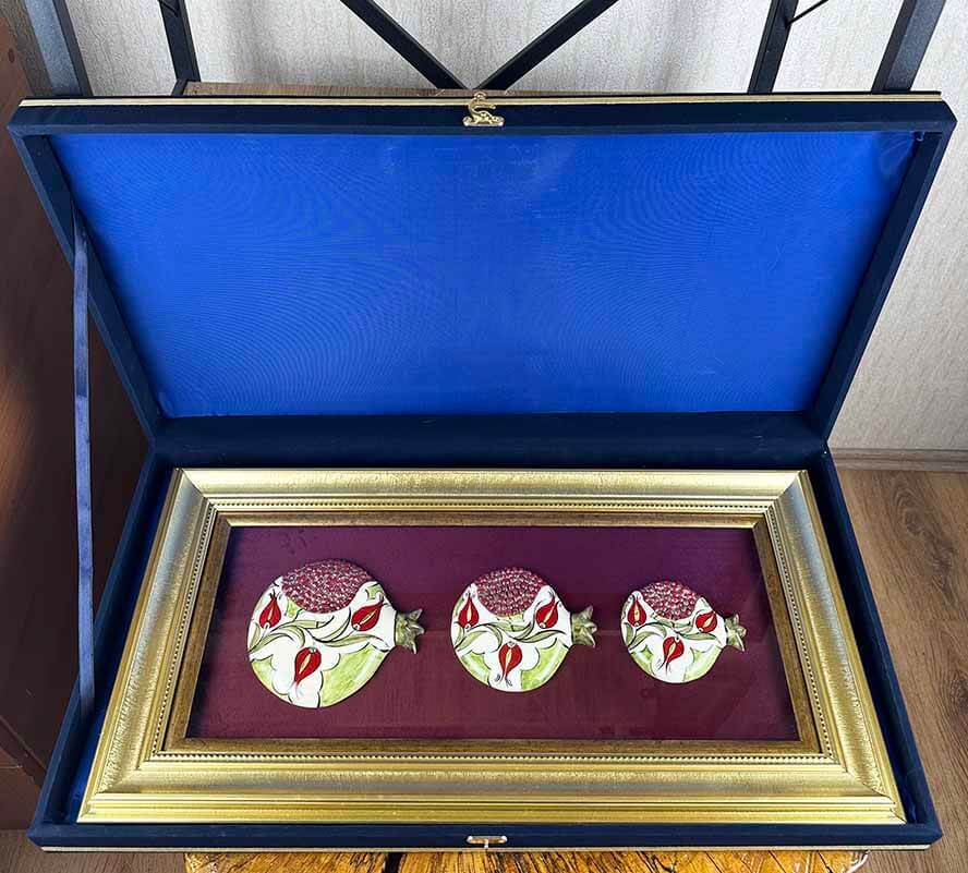 VIP Hediye Lale ve Bereket Üçlü İznik Çini Nar Panosu - 4