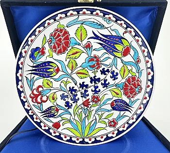 Yabancı İş Ortağına Hediye, Lale ve Karanfil Motifli 25 cm İznik Çini Tabak - 1