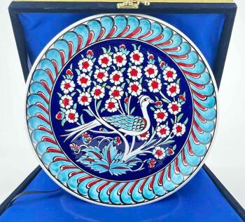 Yeni Ev Hediyesi Tavus Kuşu ve Hayat Ağacı İznik Çini Tabak 25 cm - Çini Evi