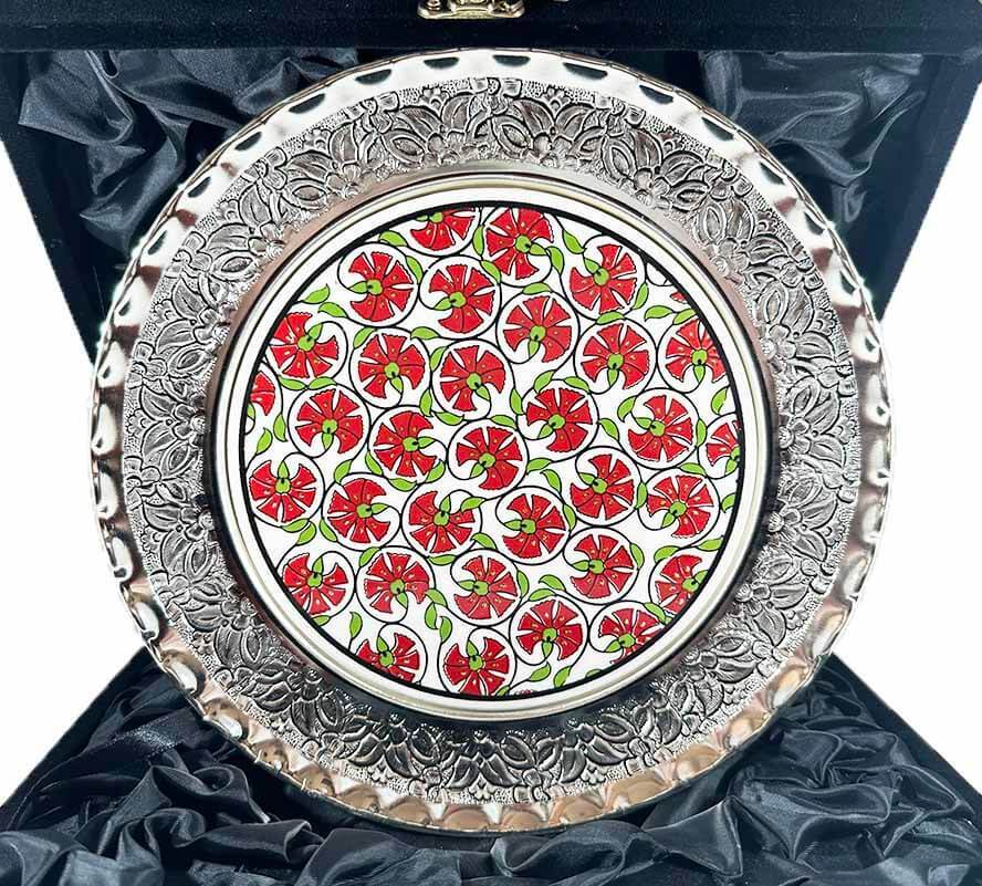 Zarafetin Simgesi Karanfil Motifli Gümüş Tabak 25cm - 1